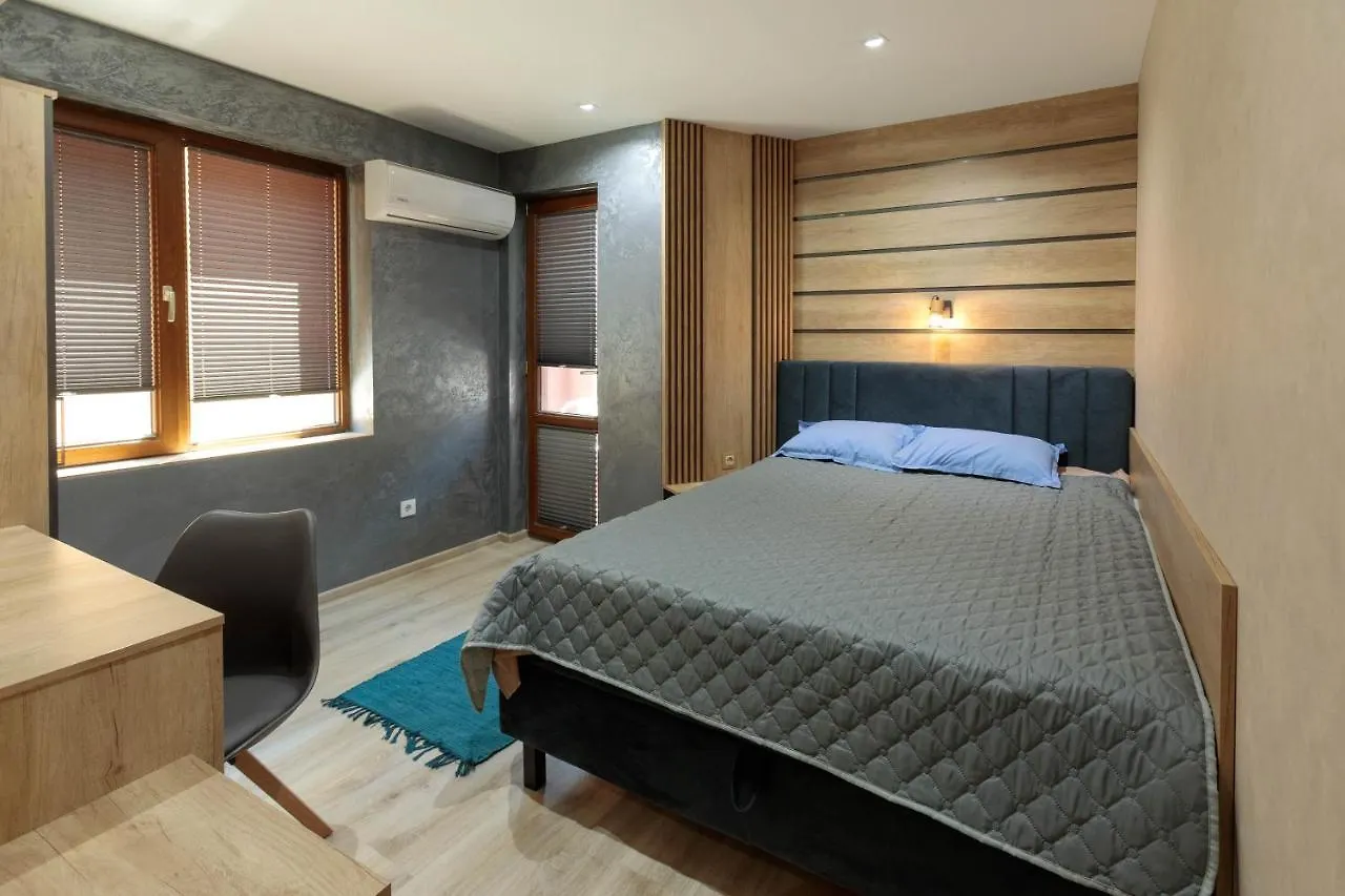 Pensión Apart & Rooms Fotinov Burgas