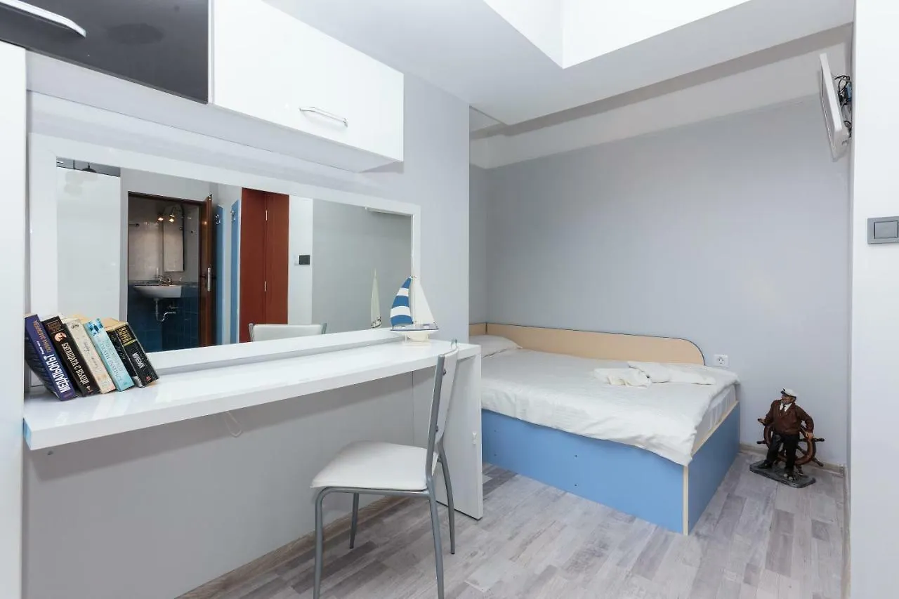 Pensión Apart & Rooms Fotinov Burgas